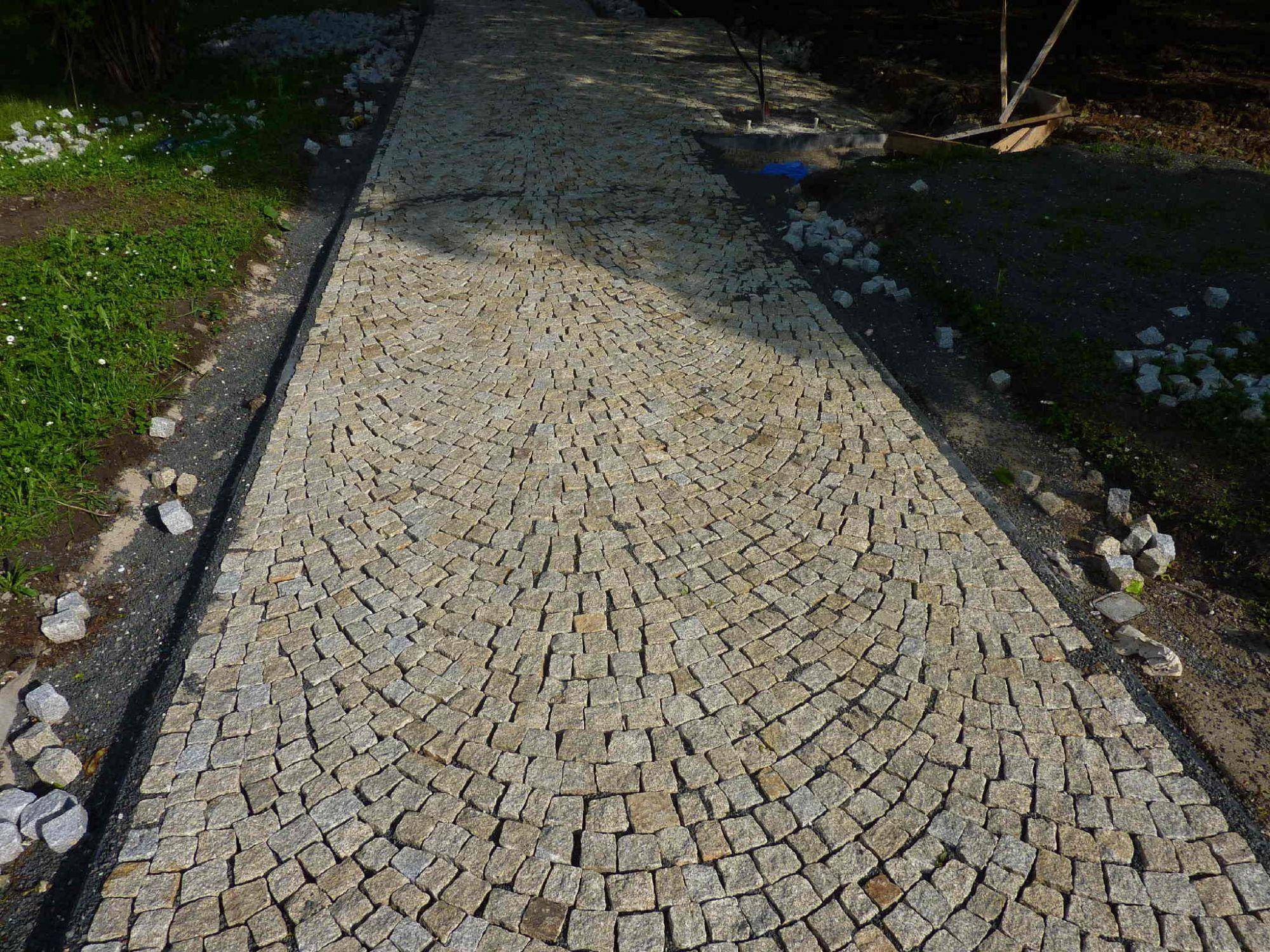 šedožlutá kostka (4).jpg